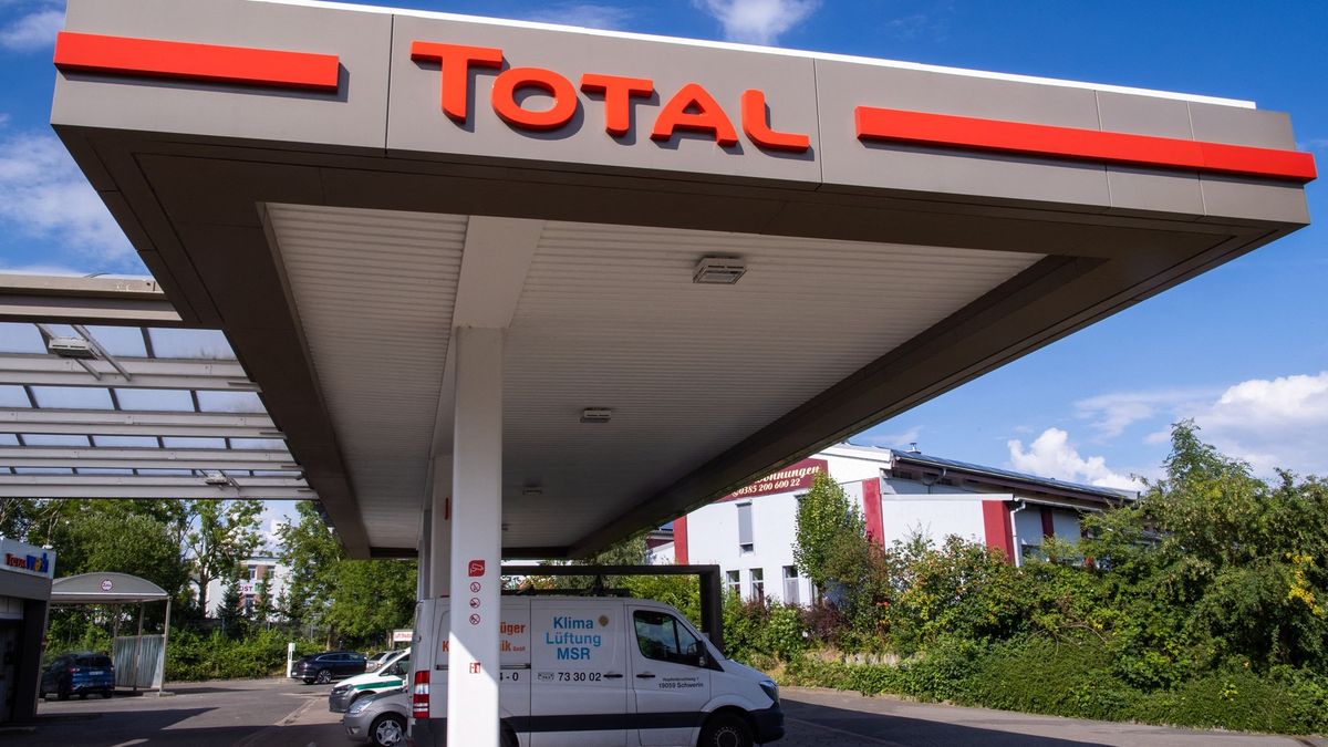 Francouzský koncern Total věděl o změnách klimatu 50 let, přesto je popíral